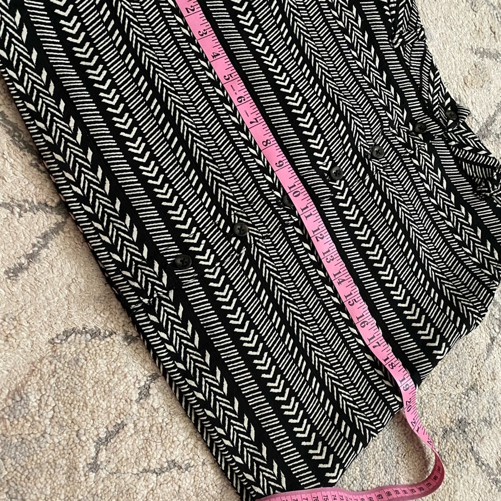 Anthropologie front Button down skirt 🖤✨ - Picture 5 of 8